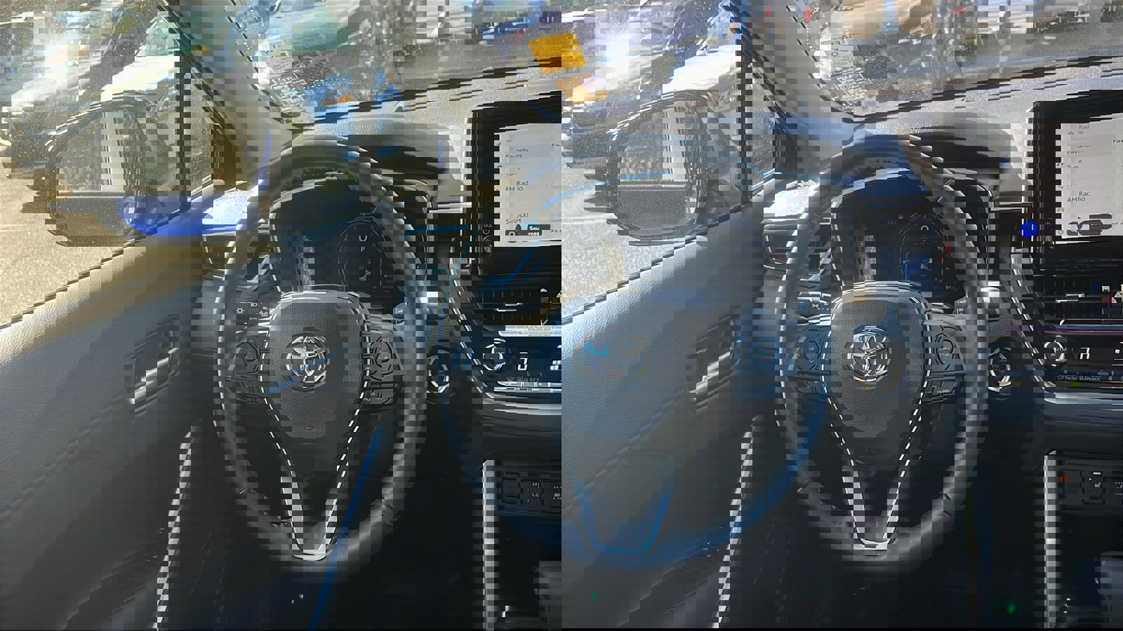 Used 2023 Toyota Corolla Cross XLE w/ Convenience Package image 20