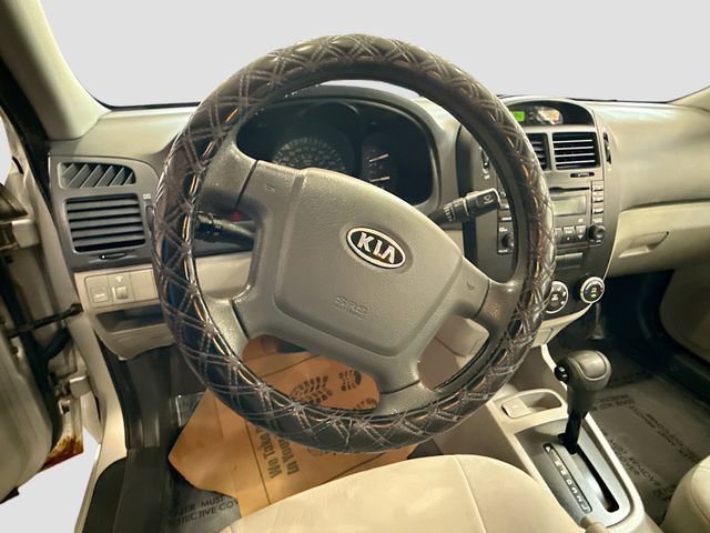 Used 2009 Kia Spectra LX FWD image 12