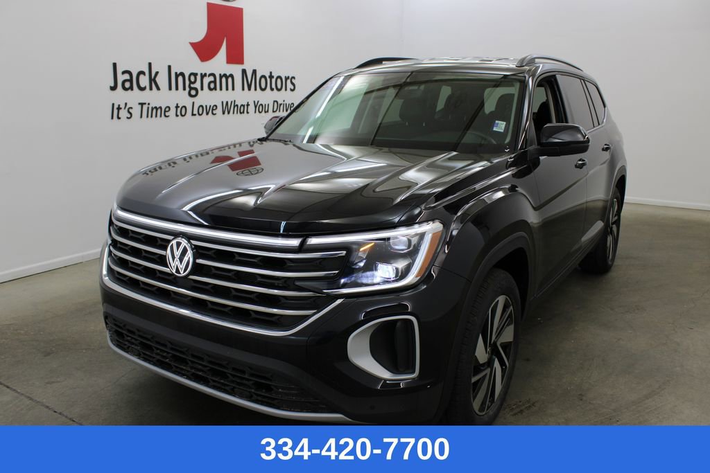 Certified 2025 Volkswagen Atlas SE image 1