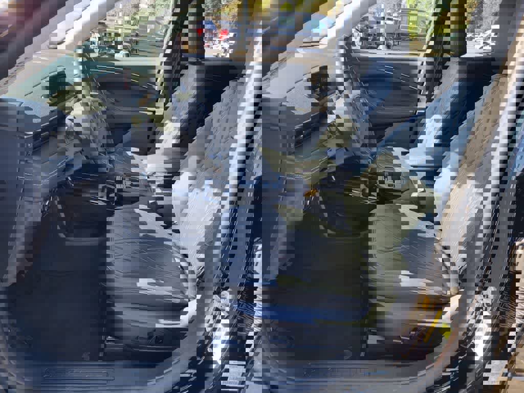 Certified 2025 Ford Mustang Mach-E Select RWD image 10