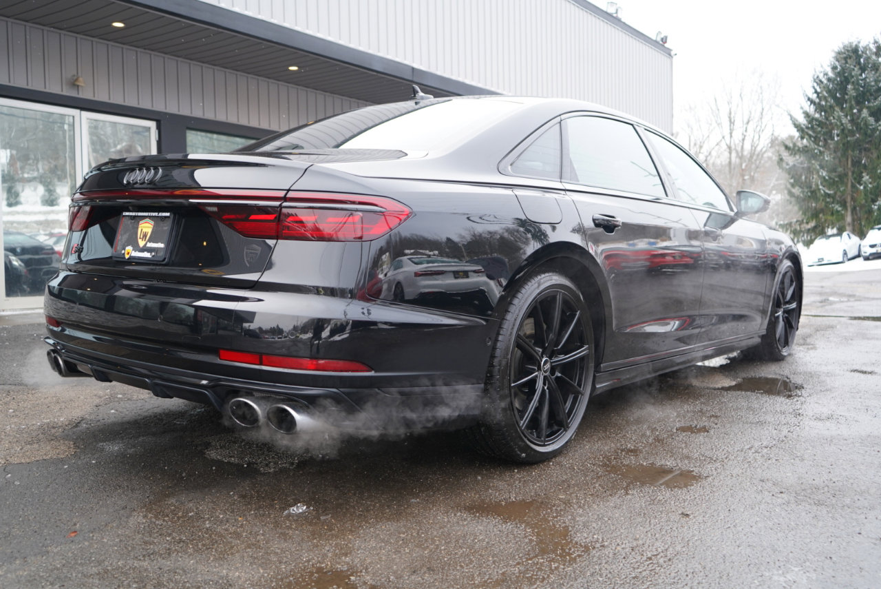 Used 2022 Audi S8 w/ S8 Comfort Plus Package image 6