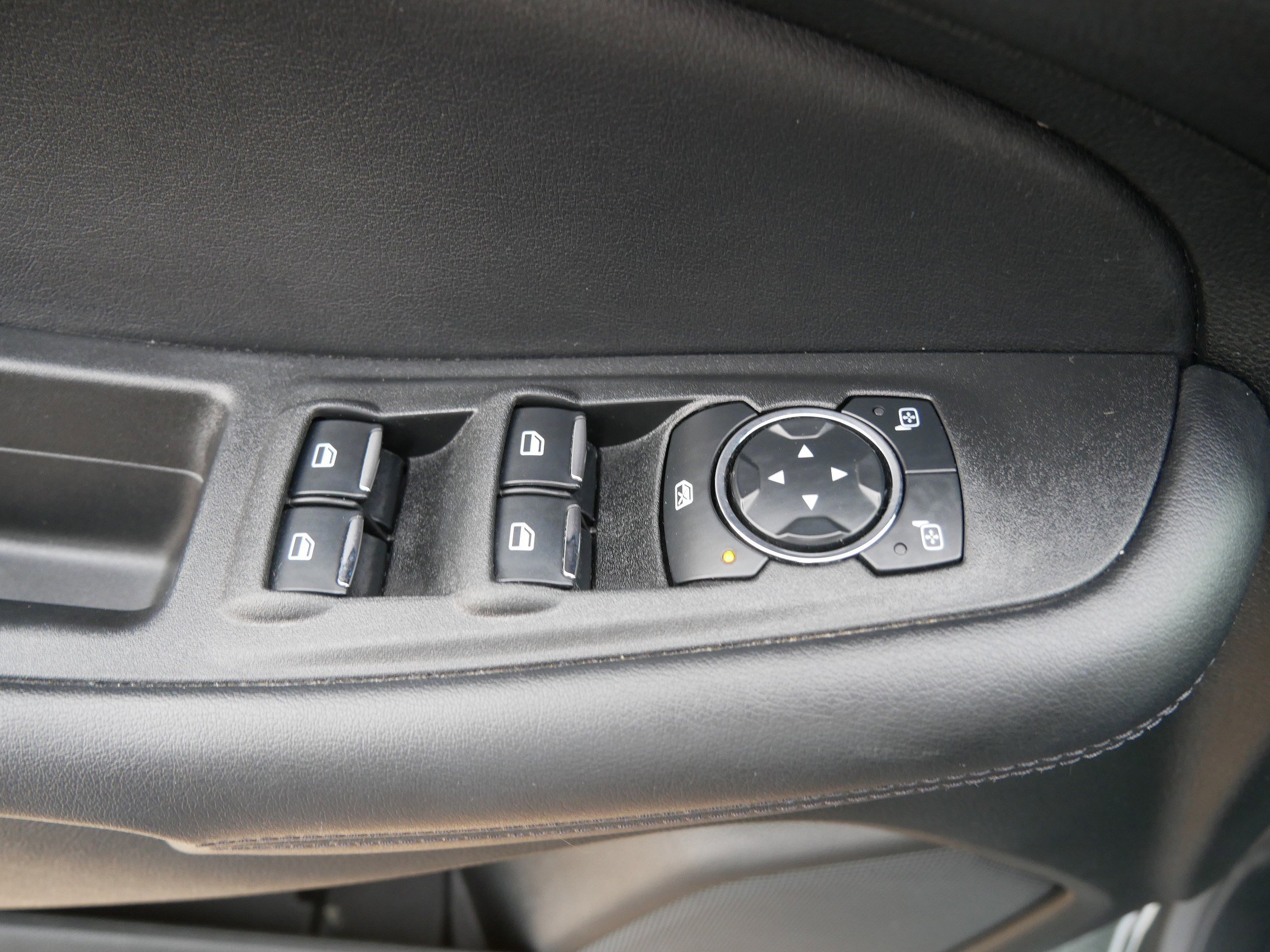 Certified 2023 Ford Edge SEL image 20