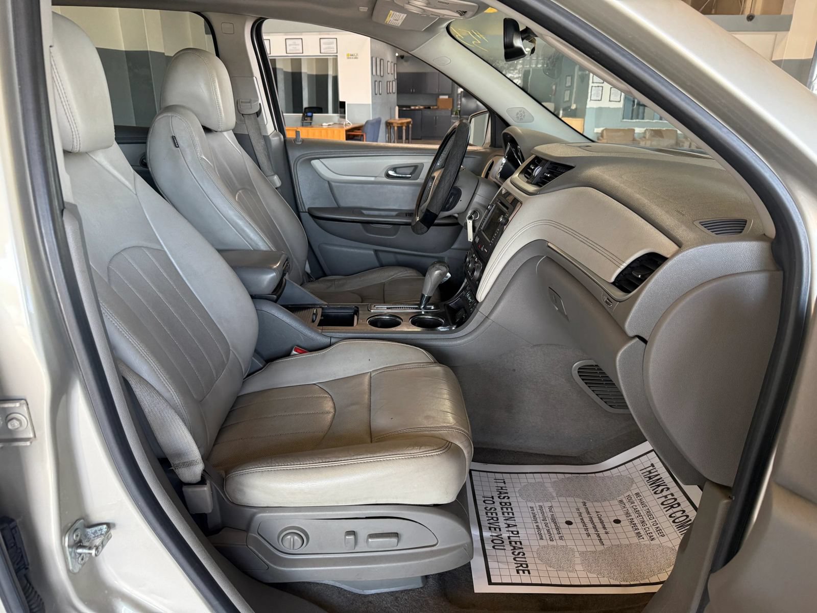 Used 2015 Chevrolet Traverse LTZ FWD image 10