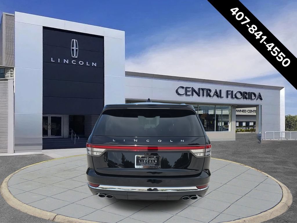 New 2025 Lincoln Aviator 2WD w/ Equipment Group 101A image 4