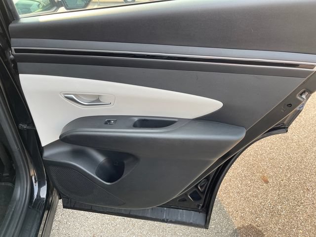 Used 2022 Hyundai Tucson SE AWD/4WD image 32