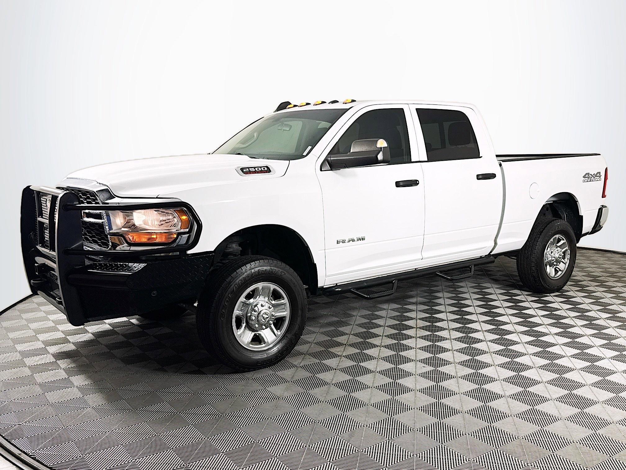 Used 2020 RAM 2500 Tradesman AWD/4WD image 4