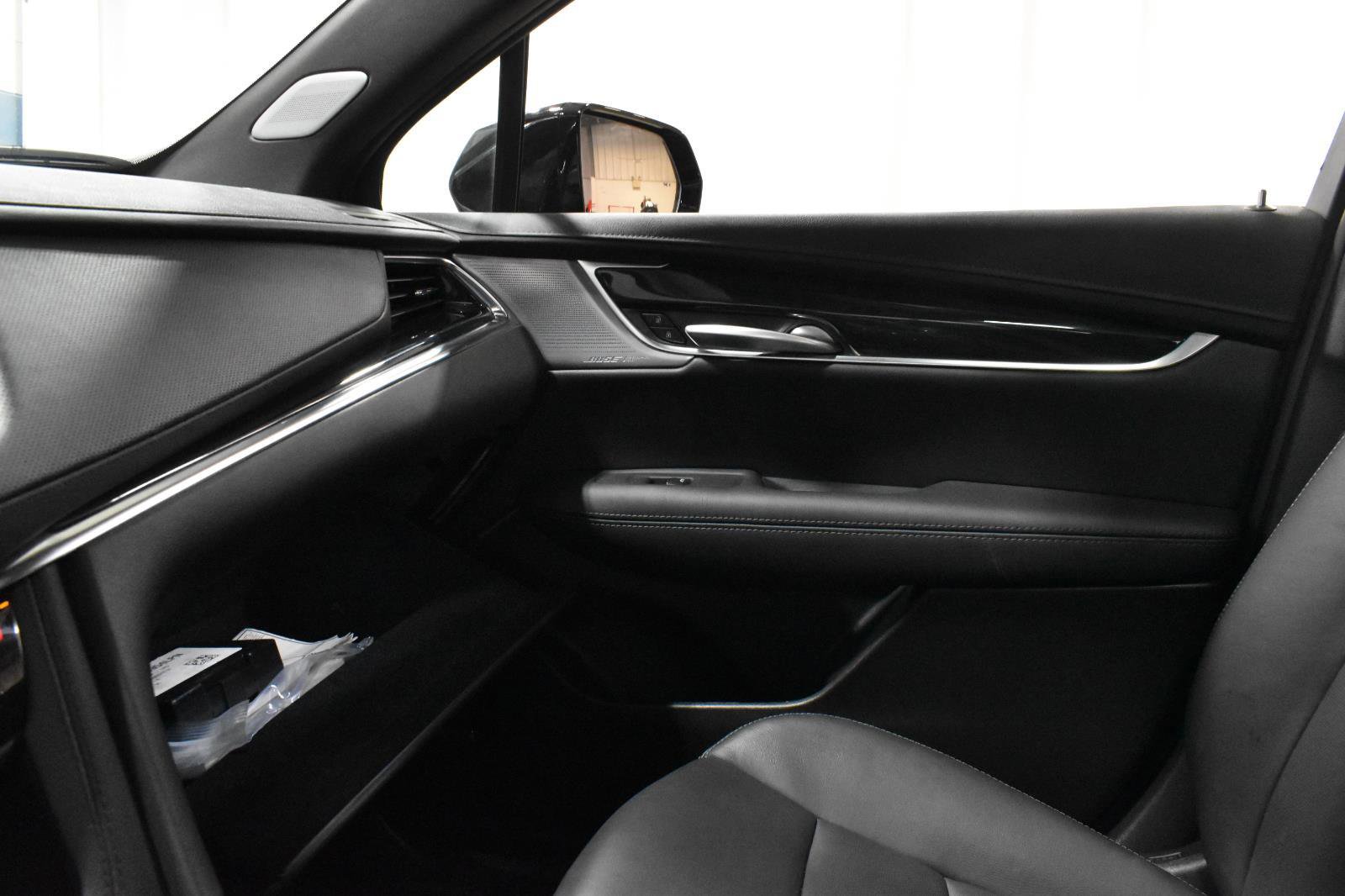 Certified 2025 Cadillac XT5 Premium Luxury w/ LPO, Floor Liner Package image 25