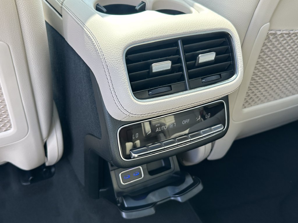 New 2026 Mercedes-Benz GLS 450 4MATIC image 27