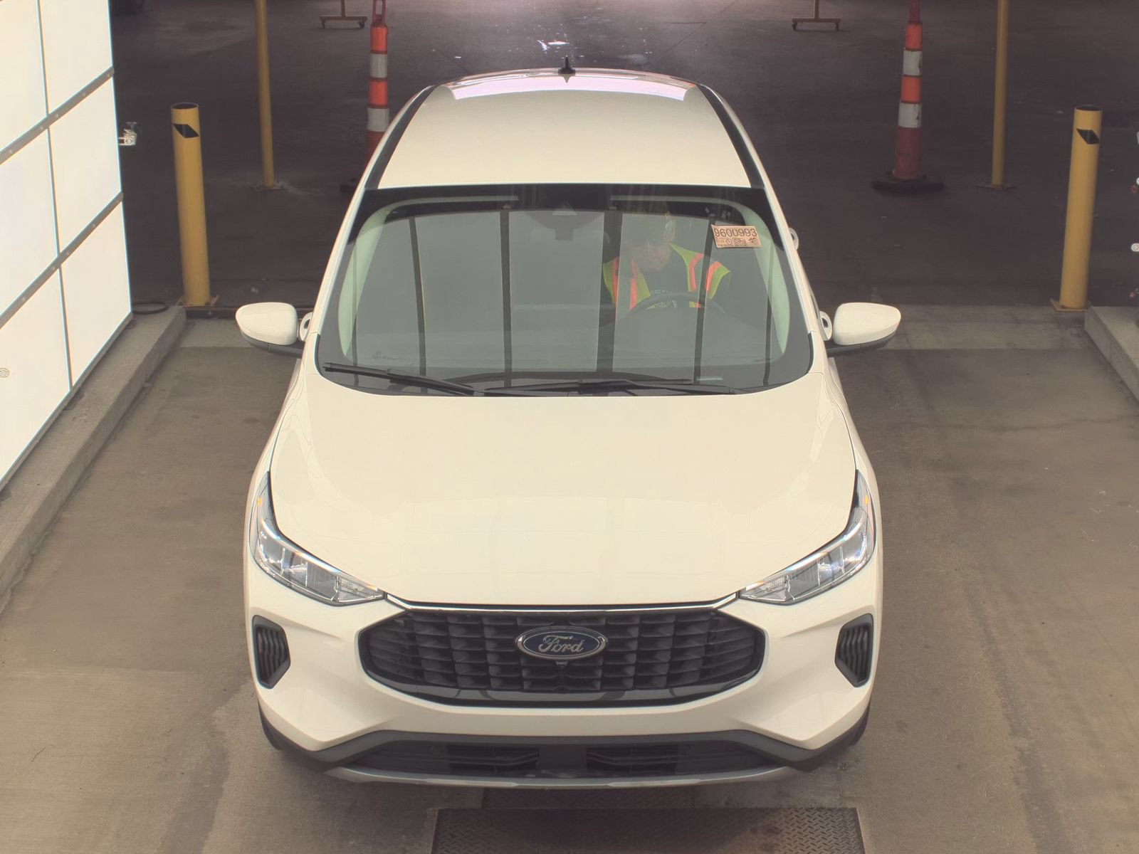 Used 2023 Ford Escape Active w/ Tech Pack #2 AWD/4WD image 2