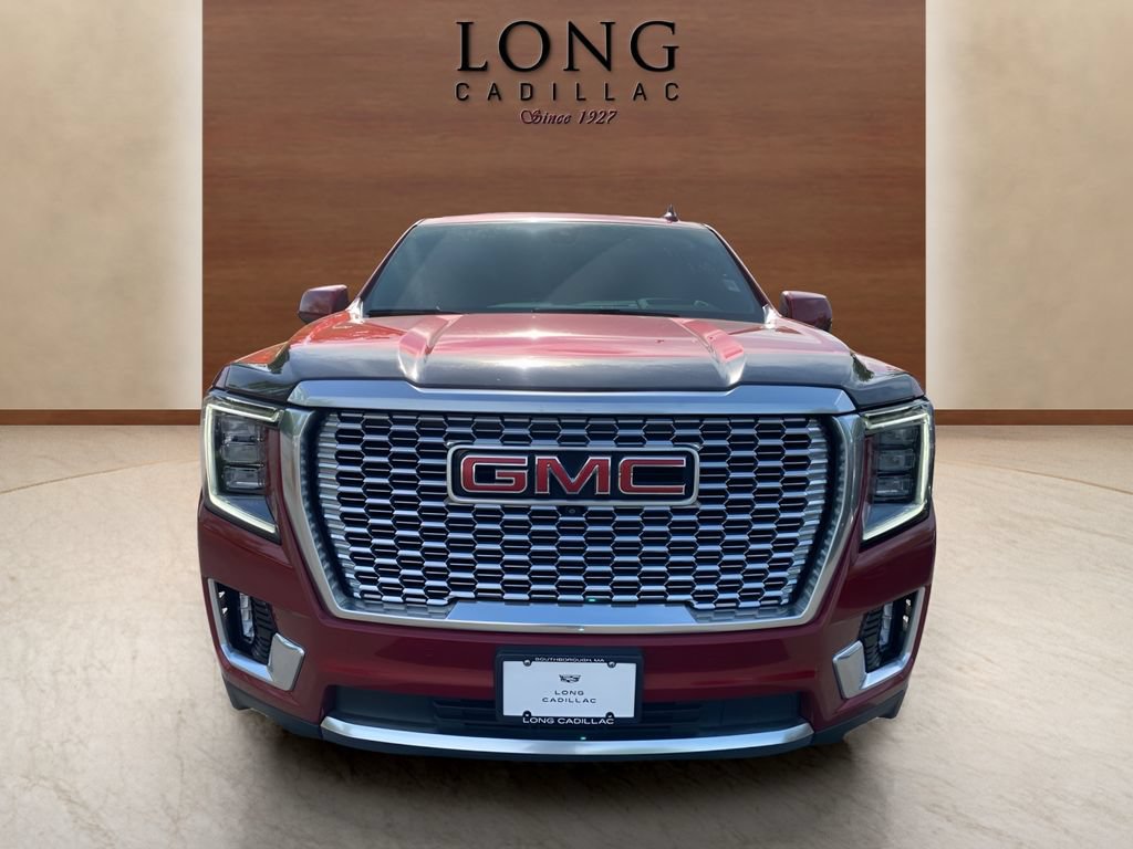 Used 2021 GMC Yukon Denali w/ Denali Premium Package AWD/4WD image 8