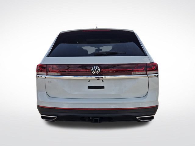Used 2024 Volkswagen Atlas SE w/ Panoramic Sunroof Package FWD image 8
