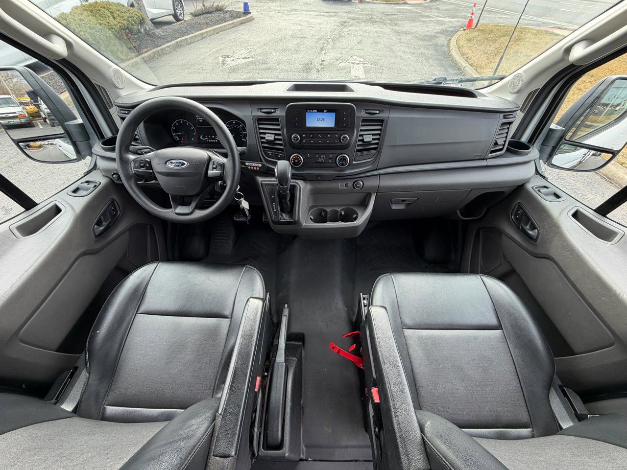 Used 2020 Ford Transit 150 XL RWD image 38