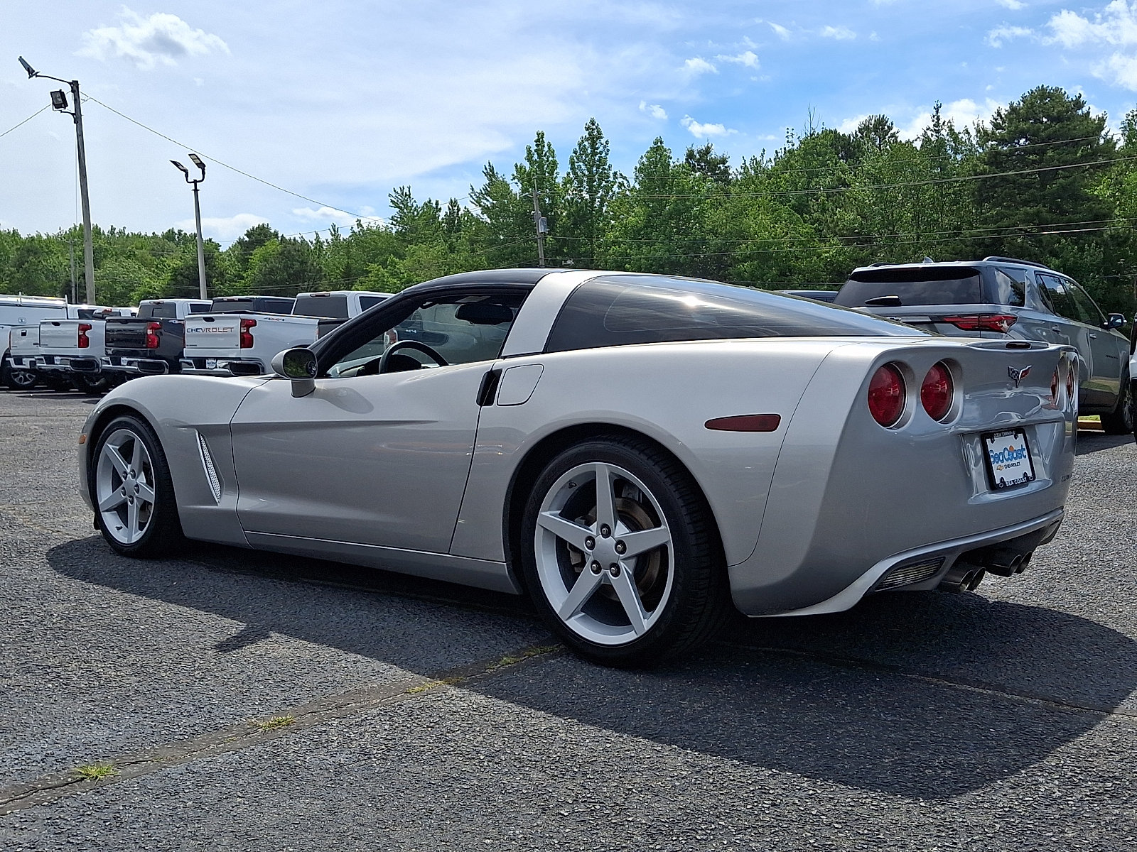 Used 2005 Chevrolet Corvette Coupe w/ Preferred Equipment Group RWD image 5
