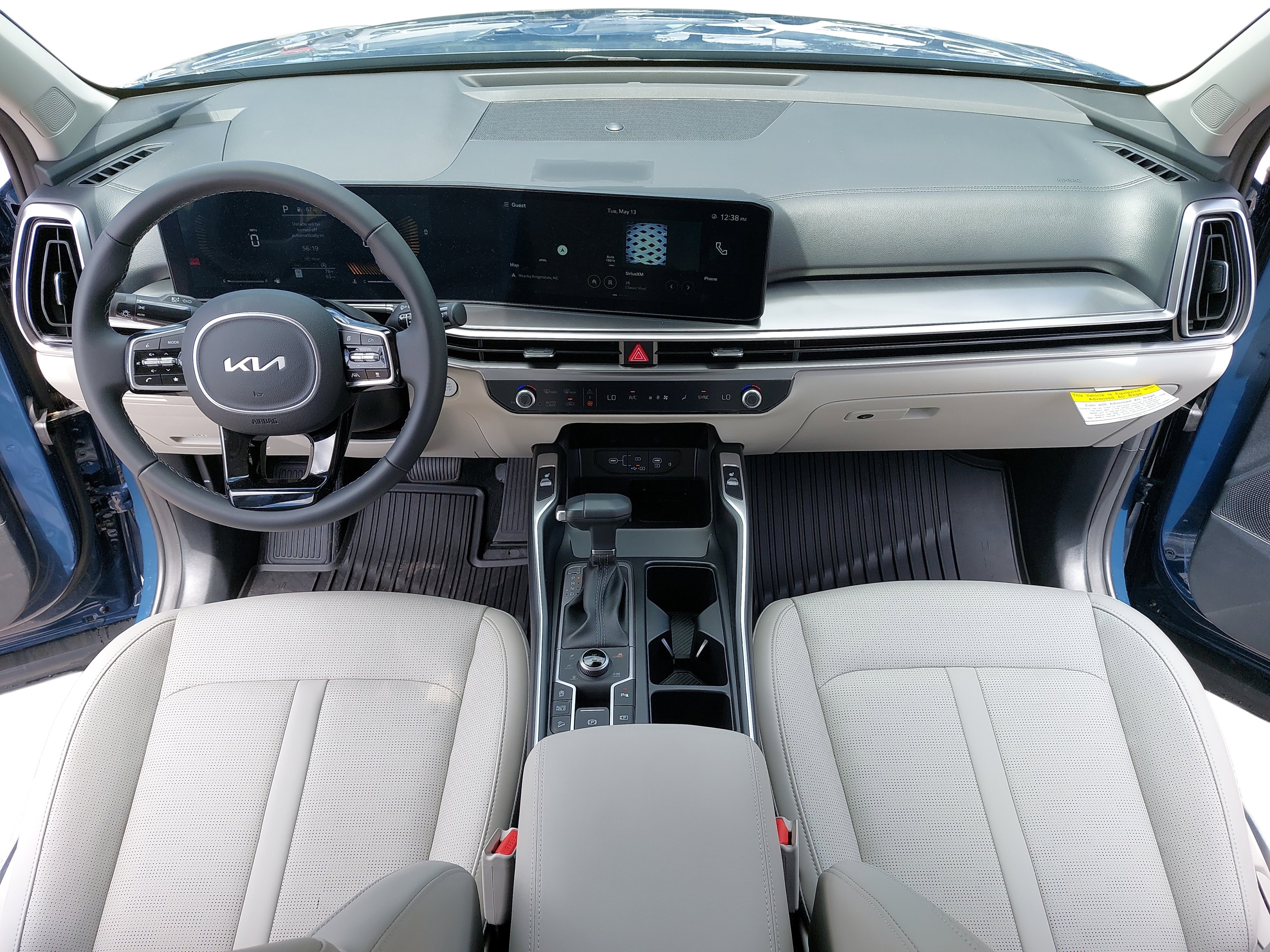 New 2025 Kia Sorento S w/ Panoramic Sunroof Package image 9