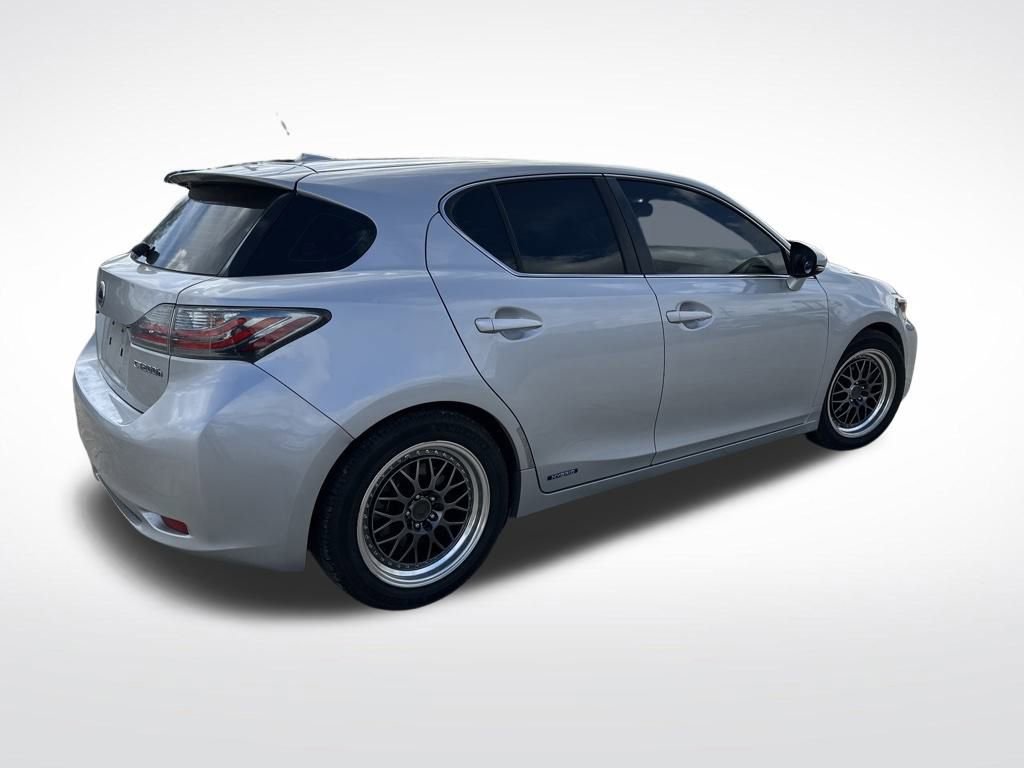 Used 2011 Lexus CT 200h Premium w/ Premium Audio Pkg image 6