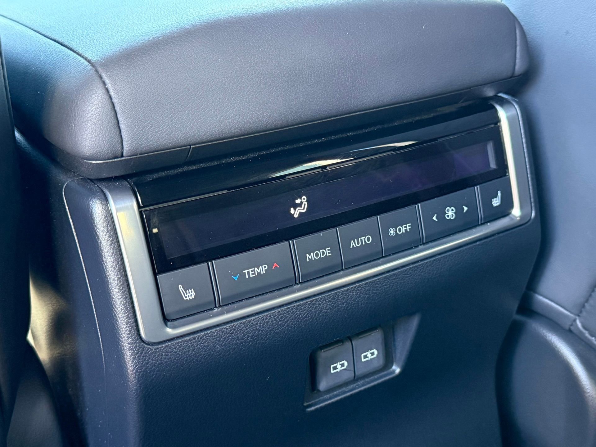 Used 2024 Lexus GX 550 550 Premium+ w/ Accessory Package (Z1) image 29