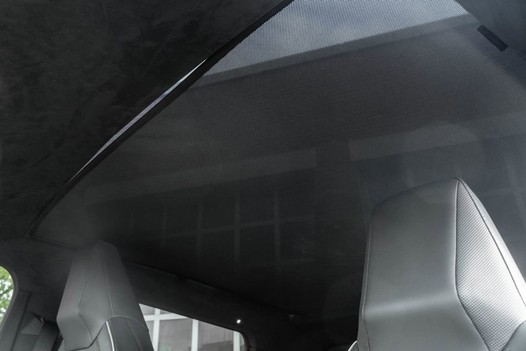 Used 2024 Tesla Cybertruck AWD Crew Cab image 11