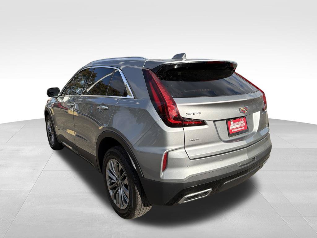 Used 2025 Cadillac XT4 Premium Luxury AWD/4WD image 3