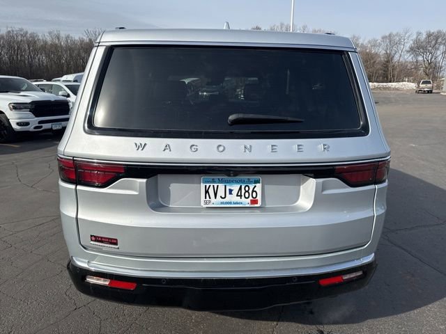 Used 2023 Jeep Wagoneer 4WD w/ Premium Group I image 9
