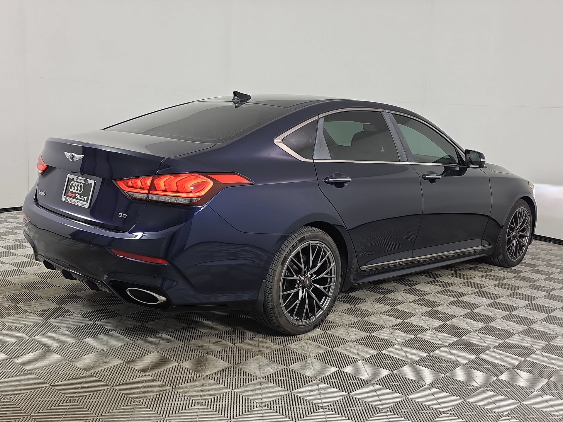 Used 2019 Genesis G80 3.8 image 7