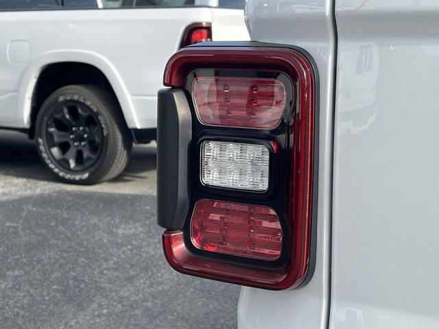 Used 2021 Jeep Gladiator Mojave image 10