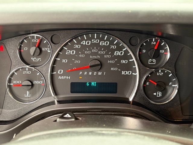 New 2026 Chevrolet Express 2500 w/ Driver Convenience Package RWD image 19