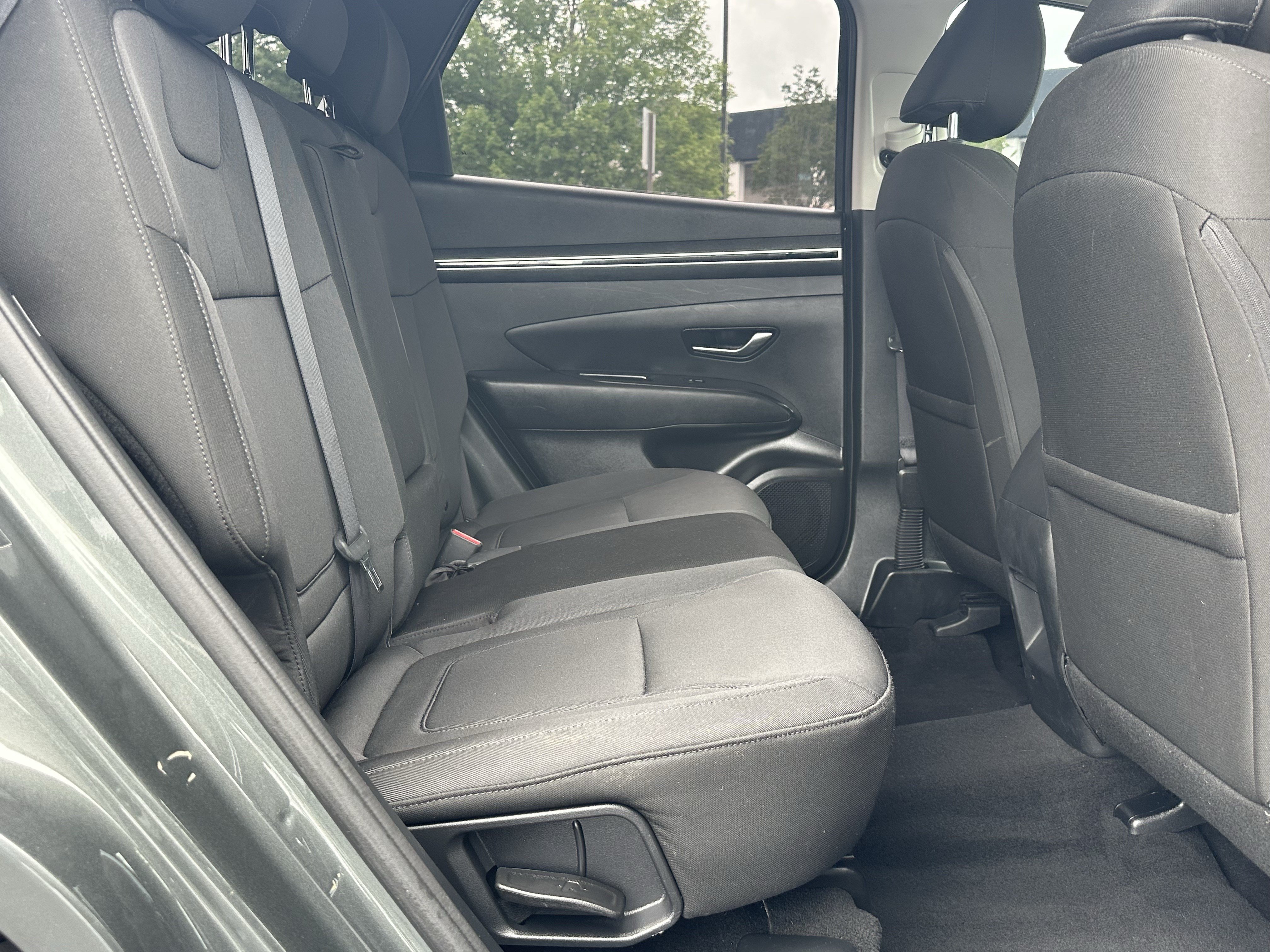 Used 2022 Hyundai Tucson SE w/ Cargo Package AWD/4WD image 15