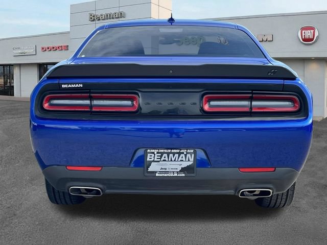 Used 2022 Dodge Challenger SXT w/ Blacktop Package AWD/4WD image 6