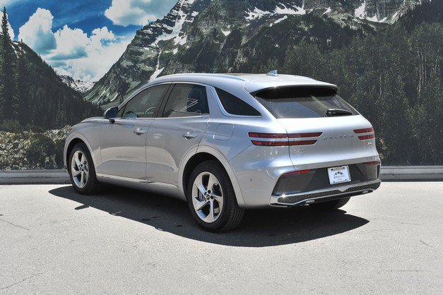 Used 2026 Genesis GV70 2.5T Advanced AWD/4WD image 9