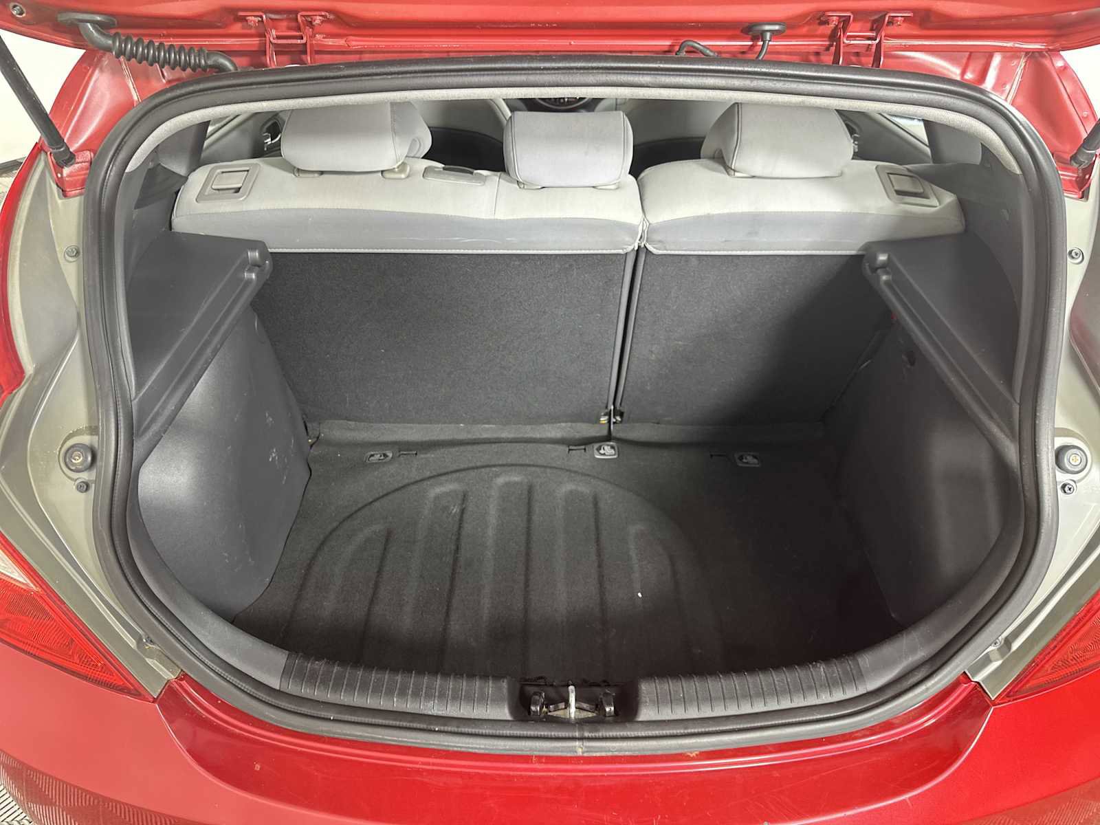 Used 2014 Hyundai Accent SE FWD image 28