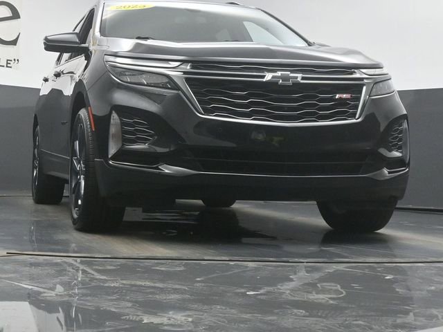 Used 2023 Chevrolet Equinox RS w/ RS Leather Package image 3