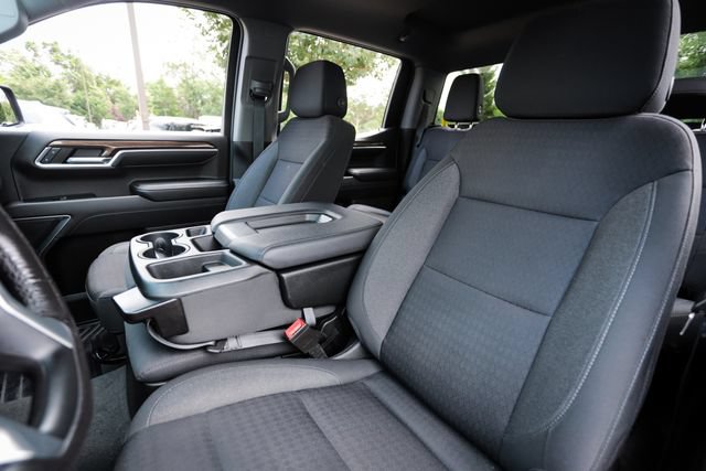 Used 2023 Chevrolet Silverado 1500 LT AWD/4WD image 31