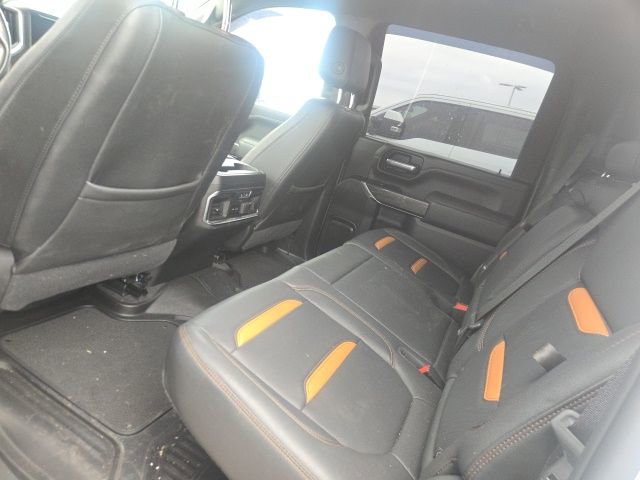 Used 2023 GMC Sierra 2500 AT4 image 7
