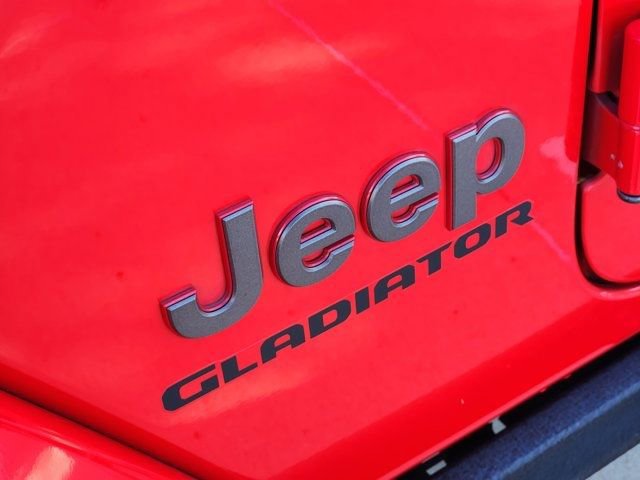 Used 2021 Jeep Gladiator Rubicon image 9
