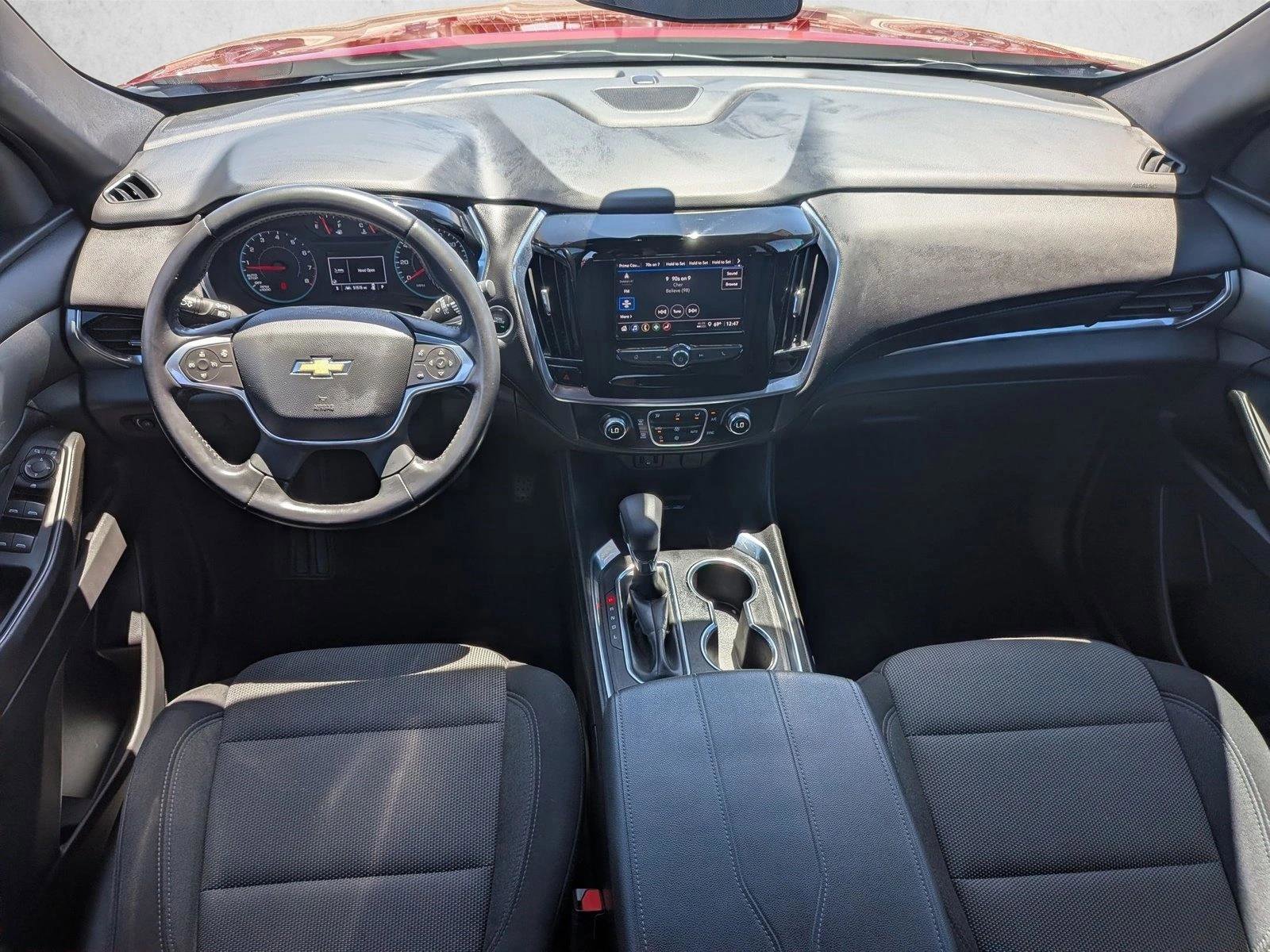 Used 2022 Chevrolet Traverse LT FWD image 22