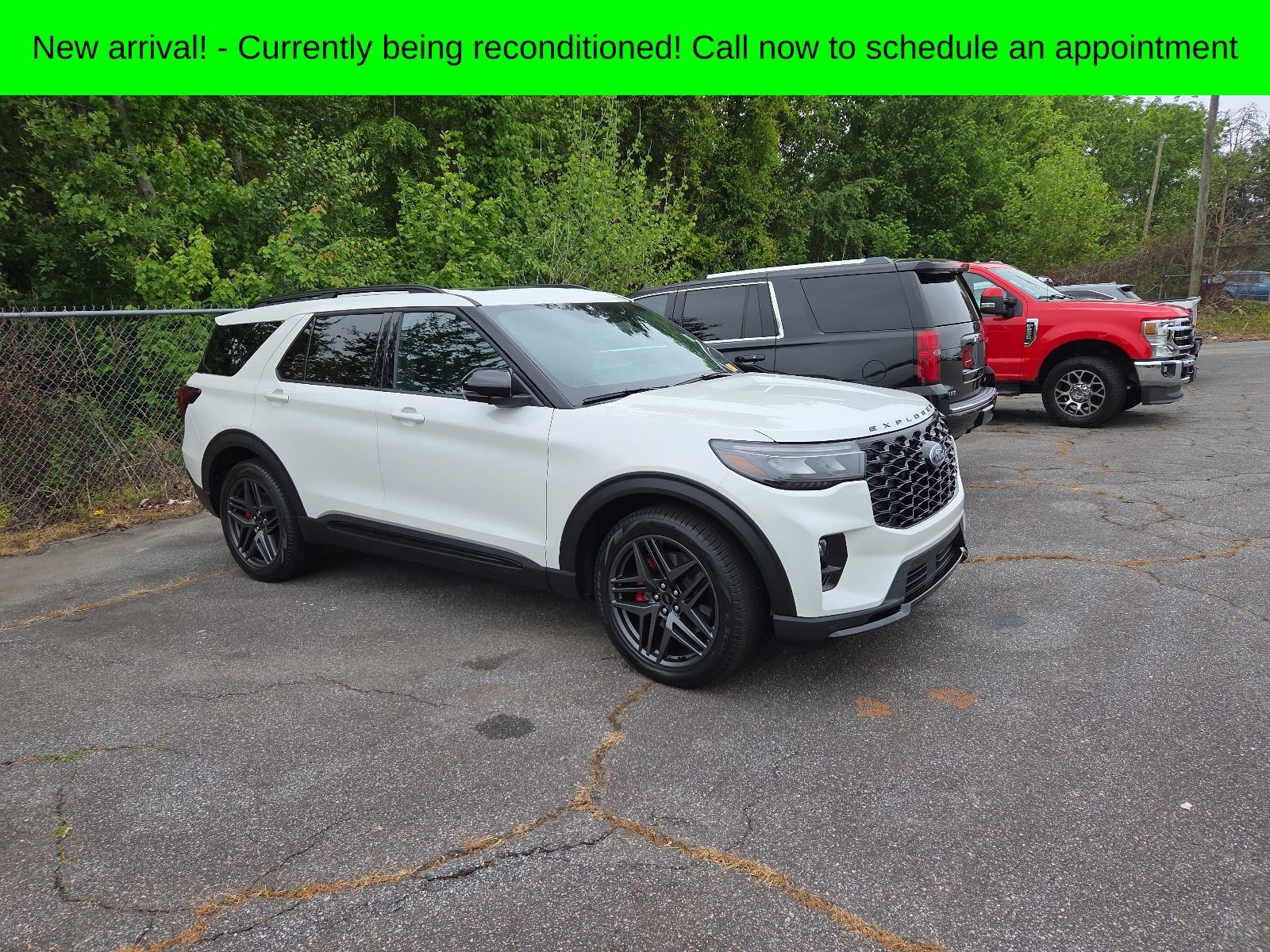 Used 2025 Ford Explorer ST w/ Sun And Sound Package AWD/4WD image 7