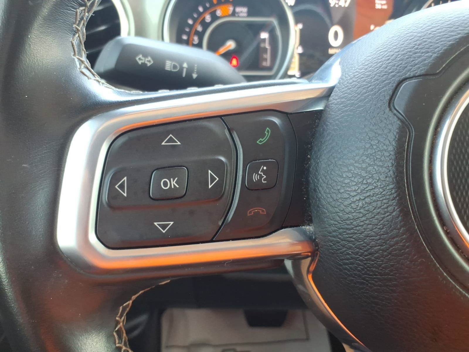 Used 2021 Jeep Wrangler Unlimited Sahara w/ Uconnect 4C Nav & Sound Group AWD/4WD image 21
