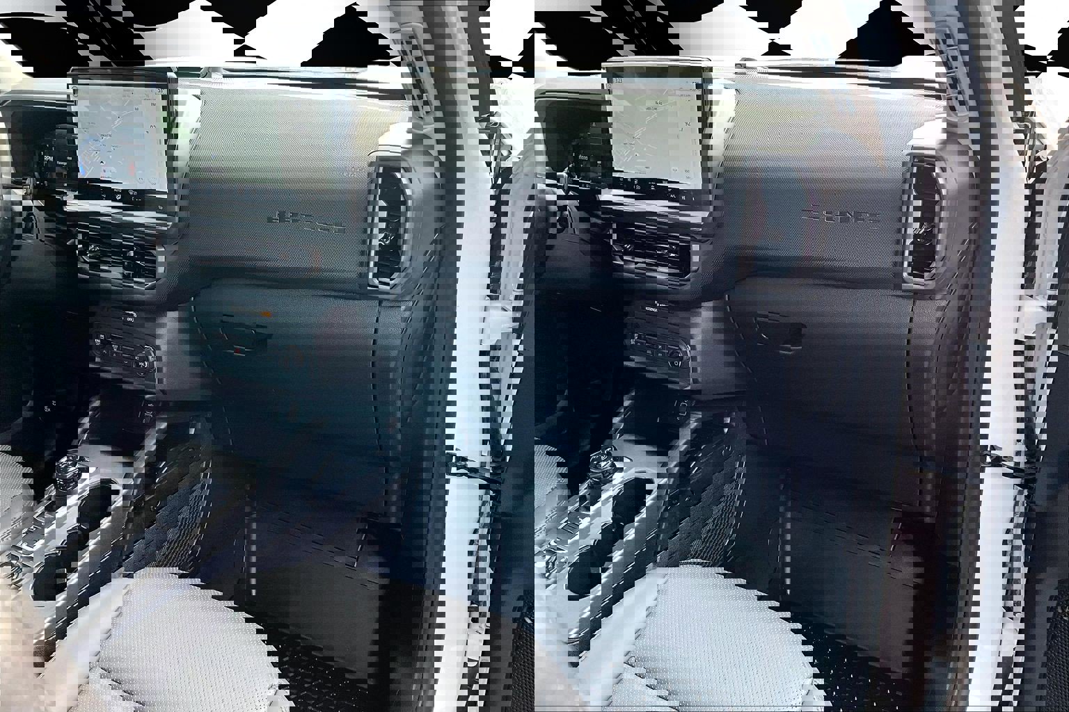 Used 2025 Ford Bronco Sport Badlands w/ Badlands Tech Package image 16