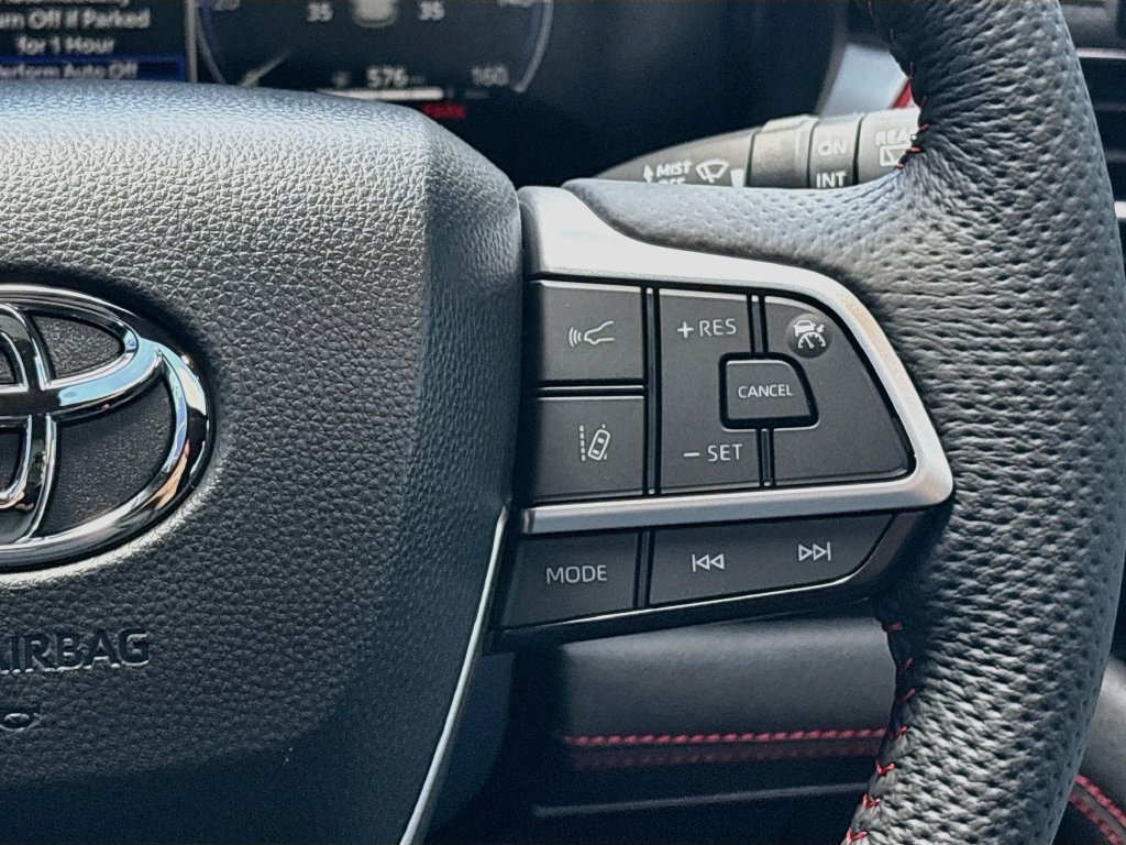 New 2026 Toyota Sienna XSE FWD image 12