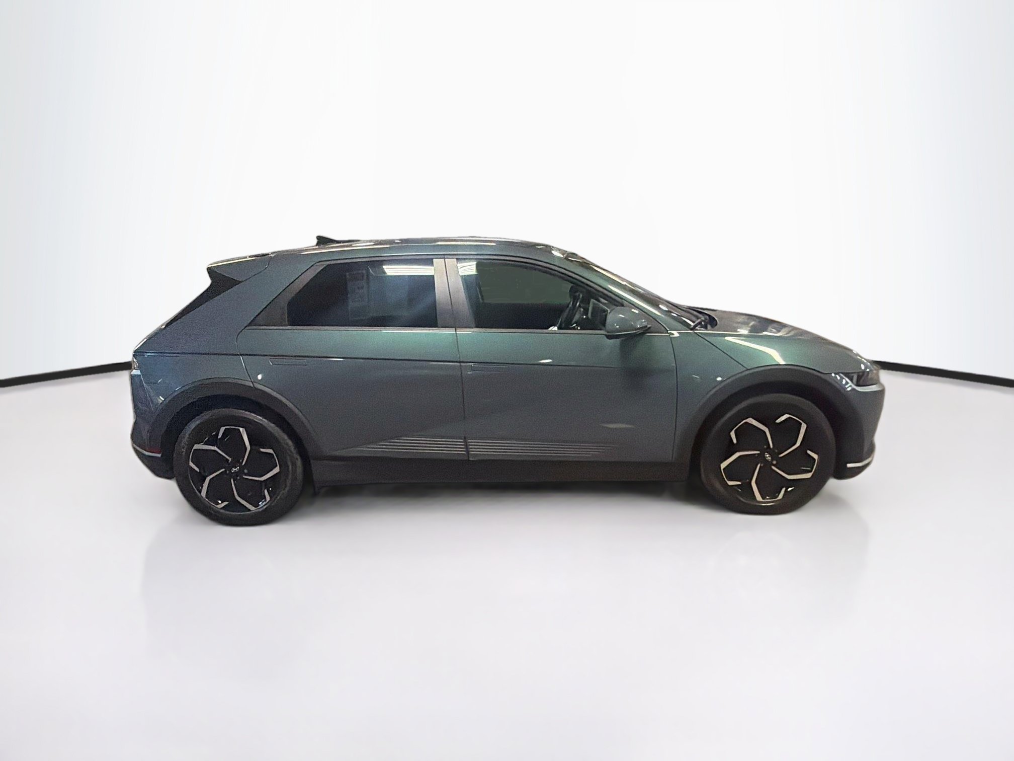 Used 2024 Hyundai Ioniq 5 SEL AWD/4WD image 10