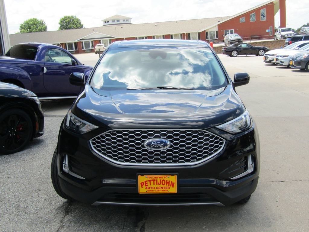 Certified 2024 Ford Edge SEL w/ Convenience Package AWD/4WD image 13