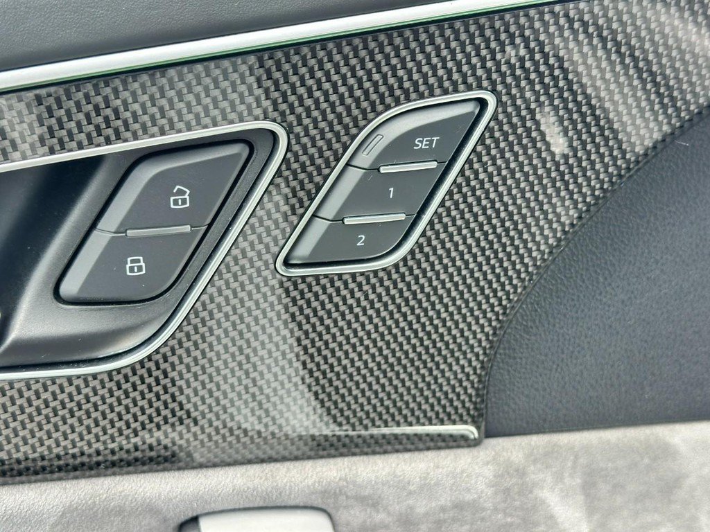 Used 2022 Audi SQ8 Prestige AWD/4WD image 19