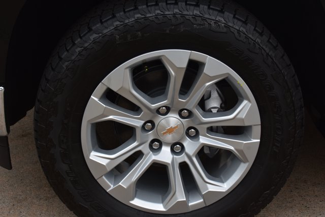 New 2026 Chevrolet Silverado 1500 LTZ AWD/4WD image 10