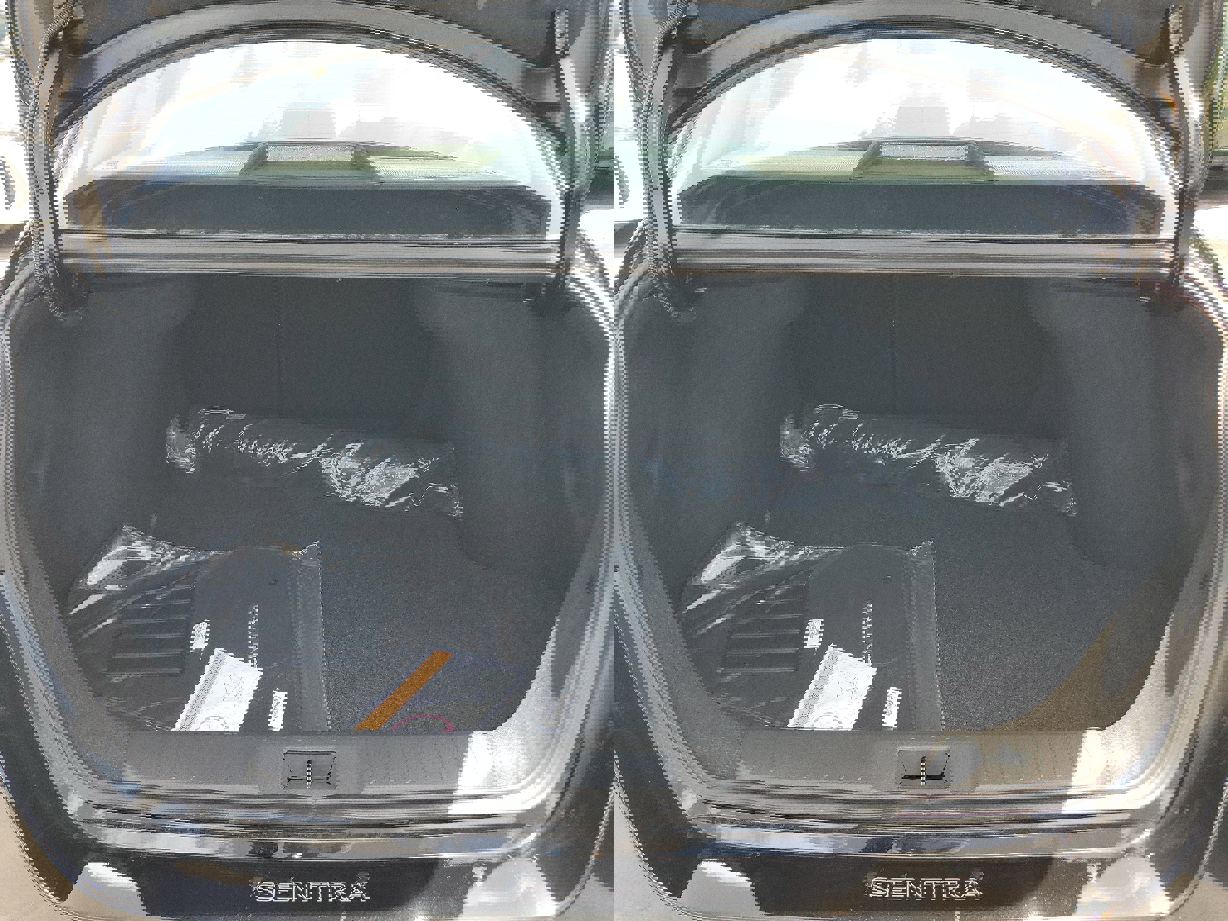 New 2025 Nissan Sentra SR w/ SR Premium Package image 9