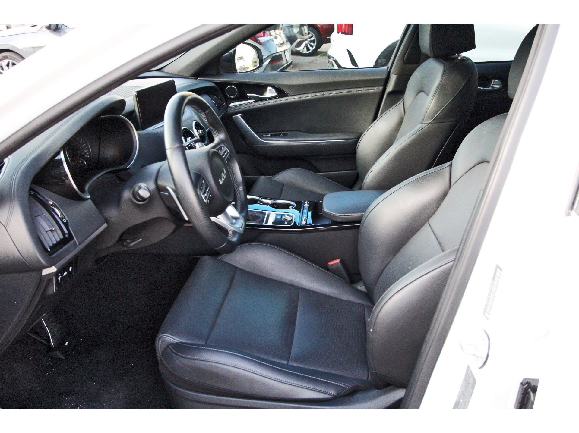 Certified 2023 Kia Stinger GT-Line AWD/4WD image 9