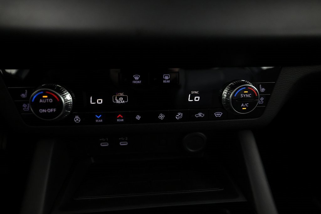 Used 2025 Mitsubishi Outlander SEL image 29