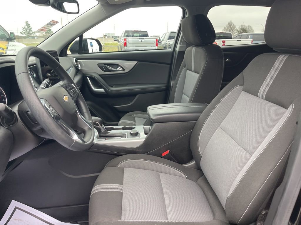 Certified 2024 Chevrolet Blazer LT w/ Convenience Package image 19