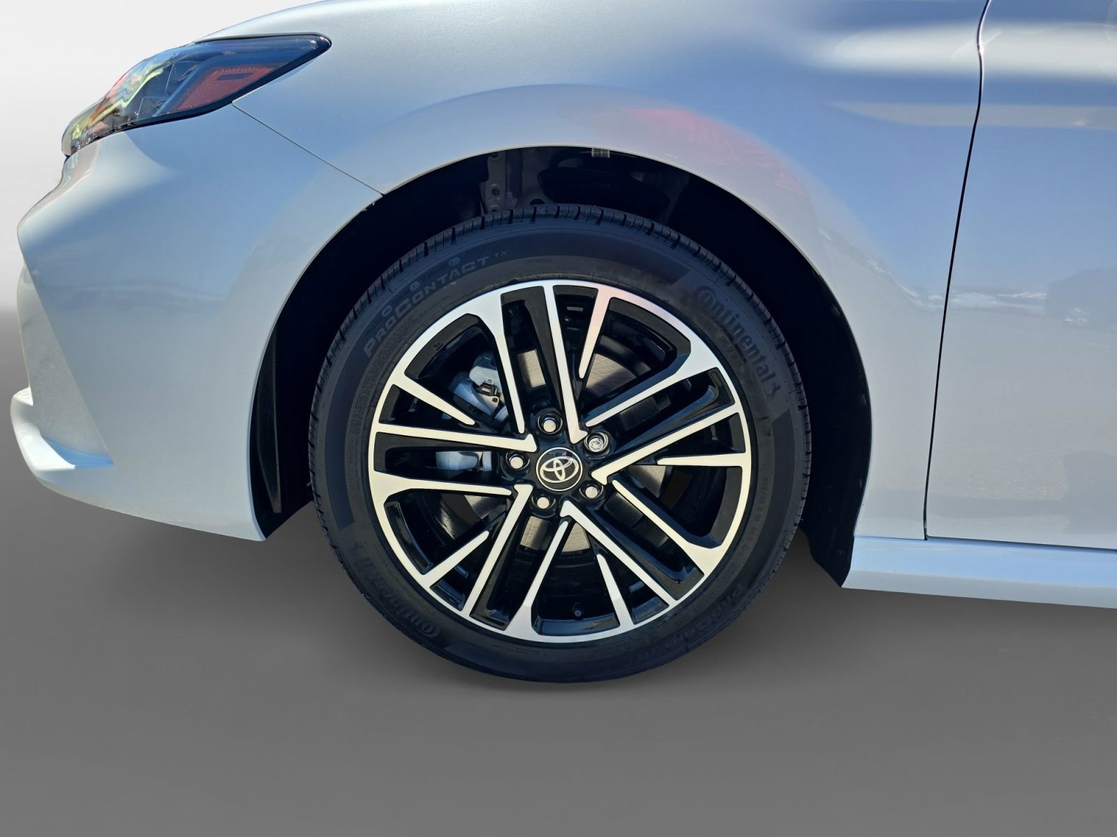 New 2026 Toyota Camry XLE AWD/4WD image 14