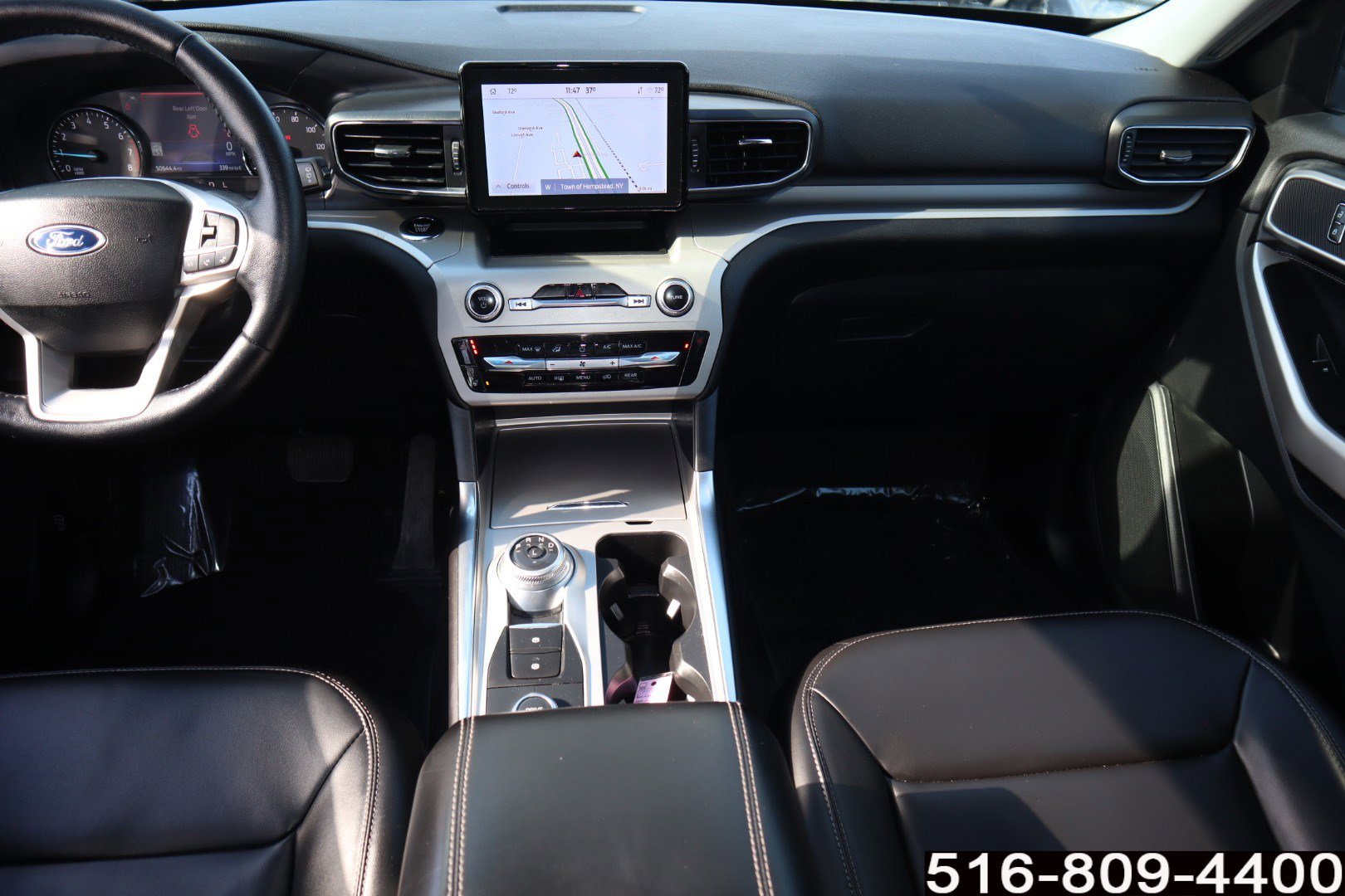 Used 2022 Ford Explorer XLT w/ Equipment Group 202A image 13