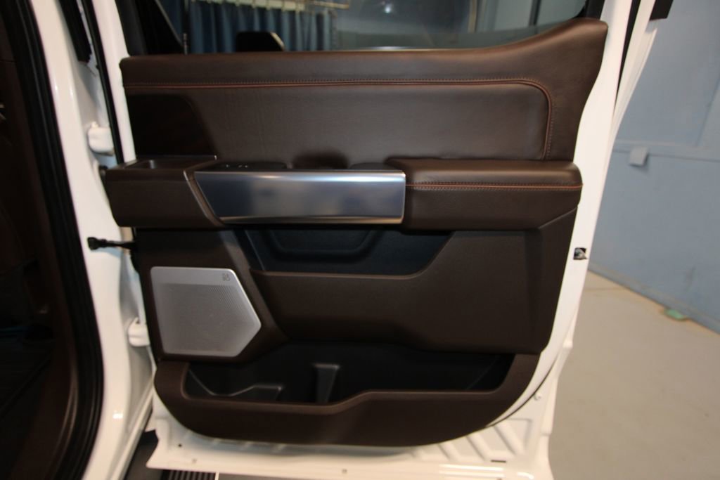 Used 2025 Ford F250 King Ranch w/ Chrome Package image 34